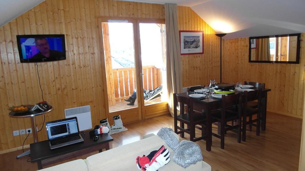 Residence Goelia Les Chalets Des Ecourts Saint-Jean-d'Arves Quarto foto